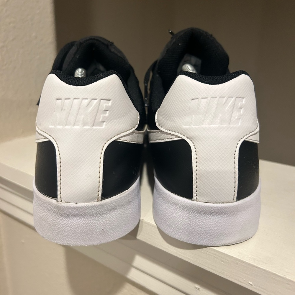 Nike Court Royale BQ4222-002 Black/White Leather Skateboard Sneakers Men 11 - Picture 4 of 9